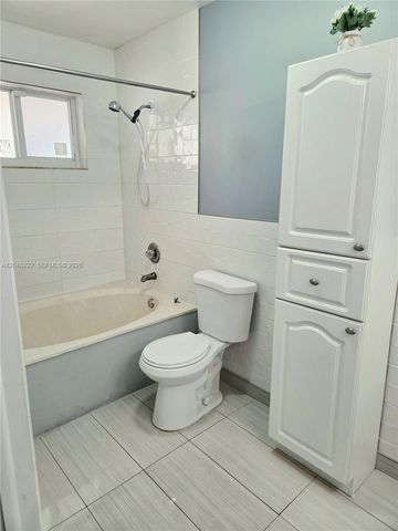 7789 W 34th Lane, Hialeah, FL 33018