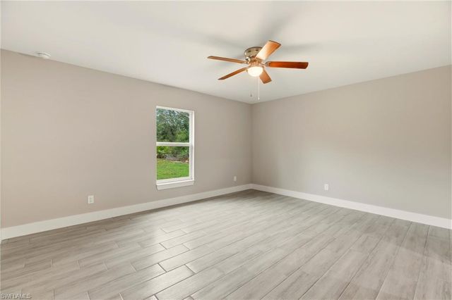 2502 64th ST W, Lehigh Acres, FL 33971