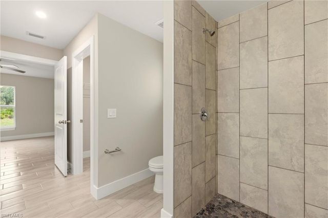 2502 64th ST W, Lehigh Acres, FL 33971