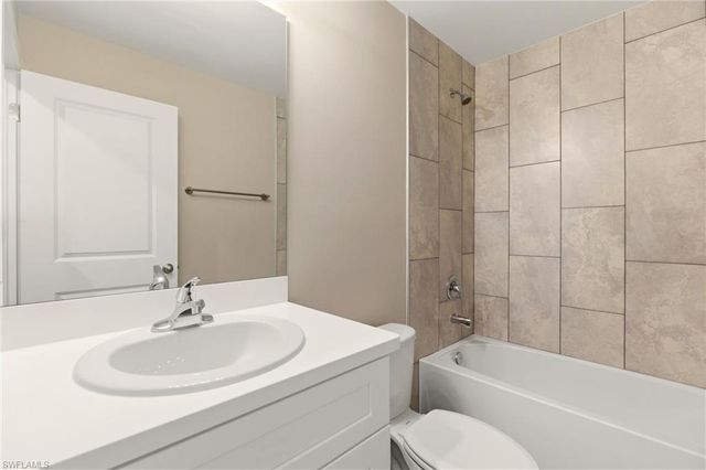 2502 64th ST W, Lehigh Acres, FL 33971