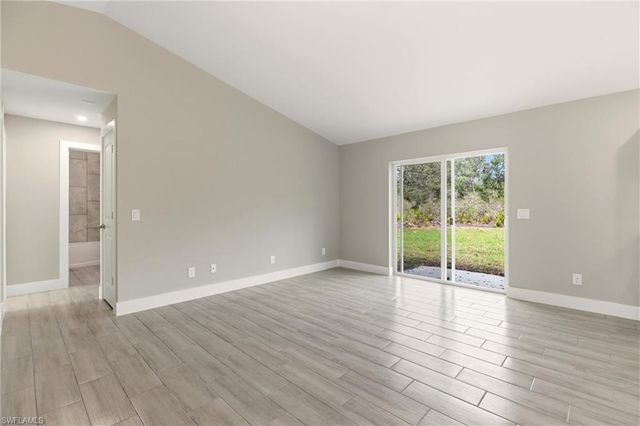 2502 64th ST W, Lehigh Acres, FL 33971