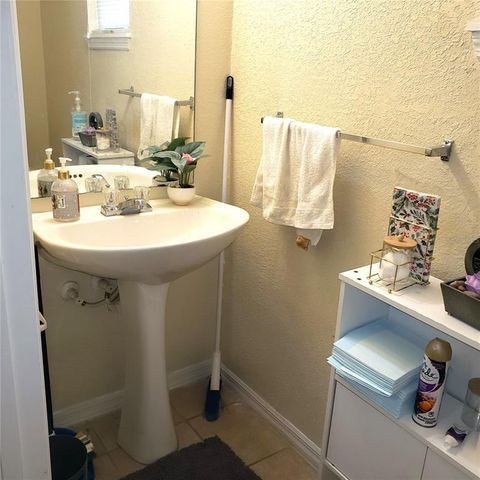 6682 TIME SQUARE AVENUE 101, Orlando, FL 32835