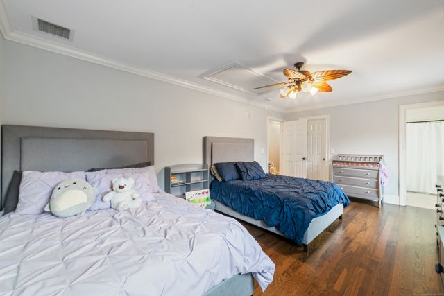 4 Wentworth Drive, Newtown, CT 06470