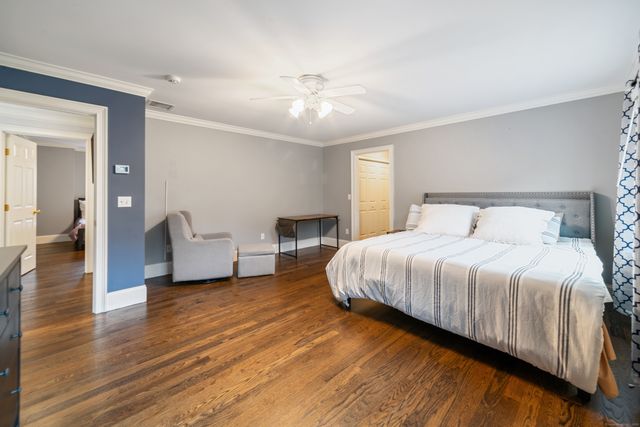 4 Wentworth Drive, Newtown, CT 06470