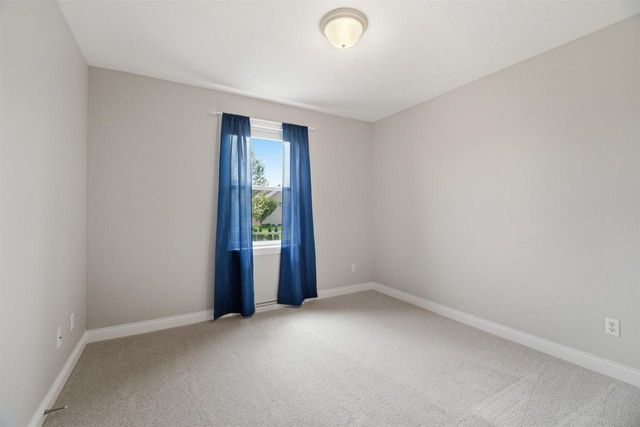 4717 N TANGLEWOOD DRIVE, Appleton, WI 54913
