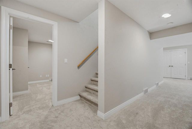 4717 N TANGLEWOOD DRIVE, Appleton, WI 54913