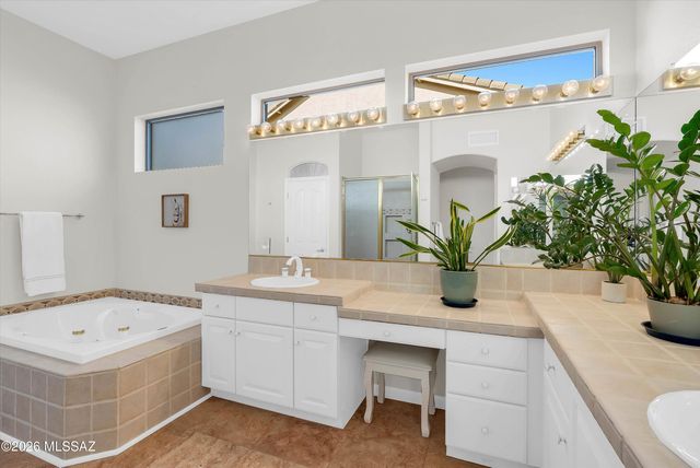 38321 S Granite Crest Drive, Tucson, AZ 85739