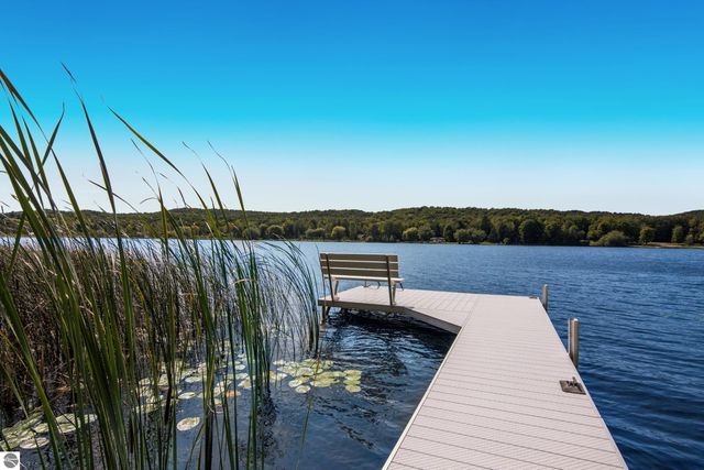 4871 Murray Lane, East Jordan, MI 49727