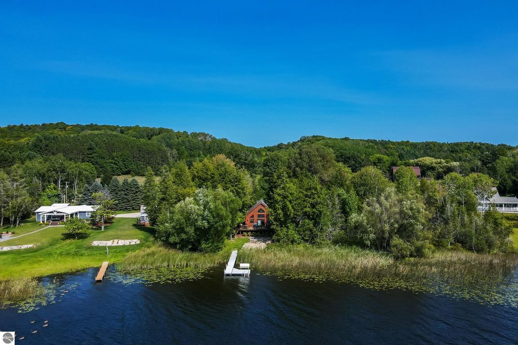 4871 Murray Lane, East Jordan, MI 49727