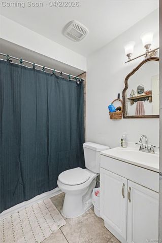 1233 Carman Street, Burton, MI 48529