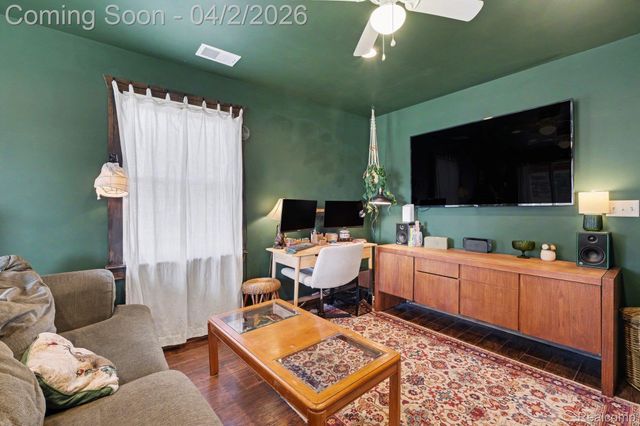 1233 Carman Street, Burton, MI 48529