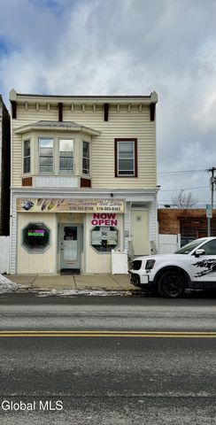 327 5th Avenue, Troy, NY 12182