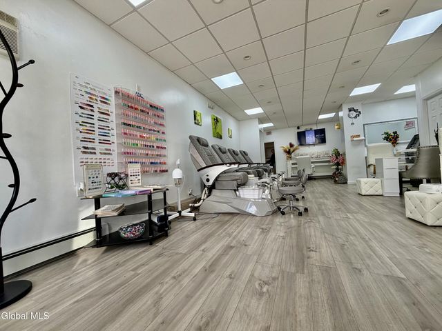 327 5th Avenue, Troy, NY 12182