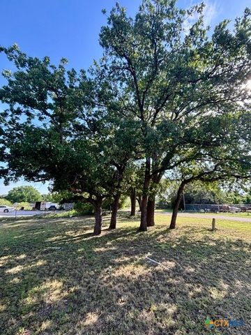 605 River Oaks Drive, Gatesville, TX 76528