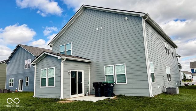 2888 Winslow Court, Greenwood, IN 46143