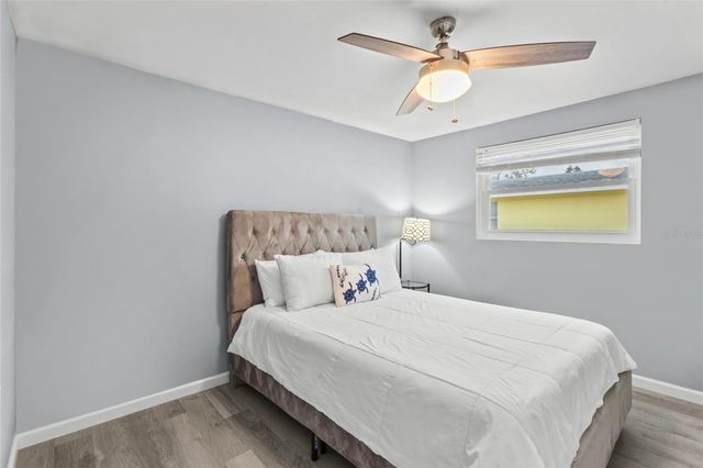 690 FOX STREET, Longboat Key, FL 34228