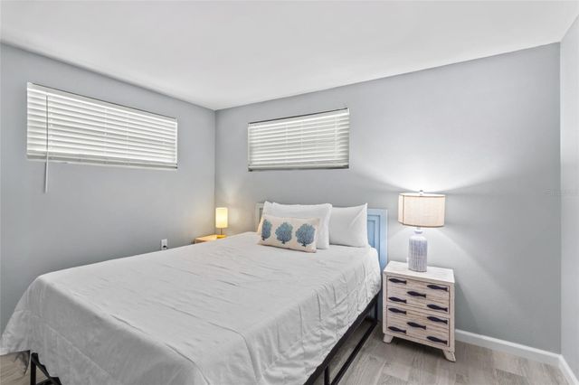 690 FOX STREET, Longboat Key, FL 34228