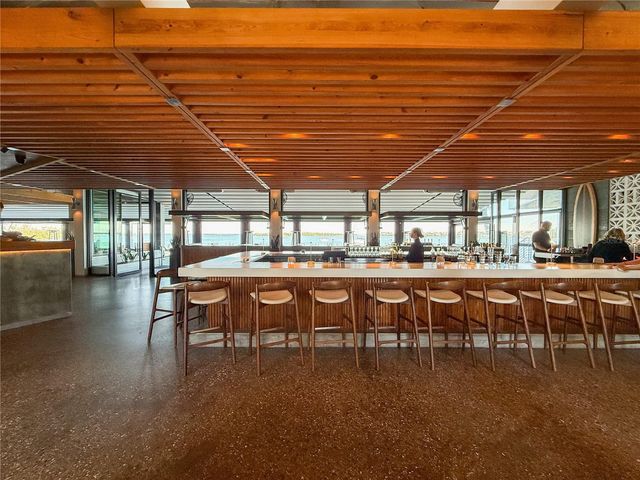 690 FOX STREET, Longboat Key, FL 34228