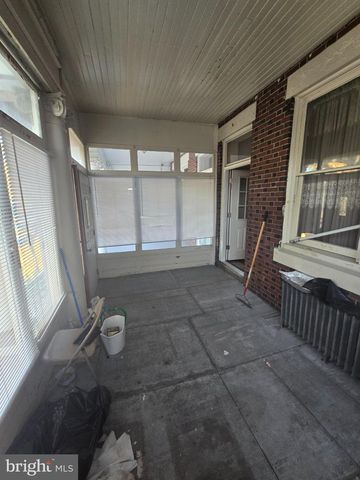 1426 LINDLEY AVE, Philadelphia, PA 19141