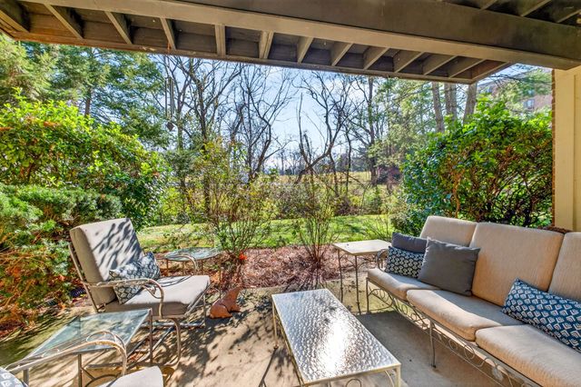 4487 Post Pl Apt 9, Nashville, TN 37205