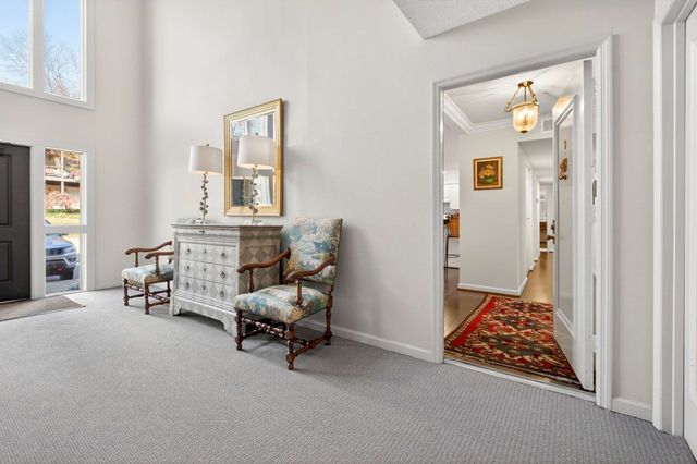 4487 Post Pl Apt 9, Nashville, TN 37205