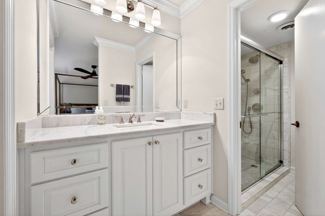 4487 Post Pl Apt 9, Nashville, TN 37205