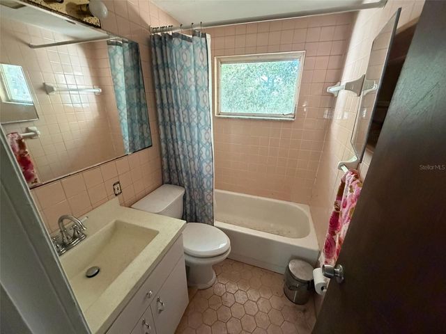 5522 BAKER ROAD, New Port Richey, FL 34653