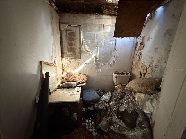 5522 BAKER ROAD, New Port Richey, FL 34653