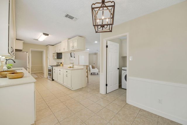 2811 Quincannon Lane, Houston, TX 77043