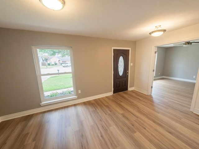 9734 Clanton Street, Houston, TX 77080