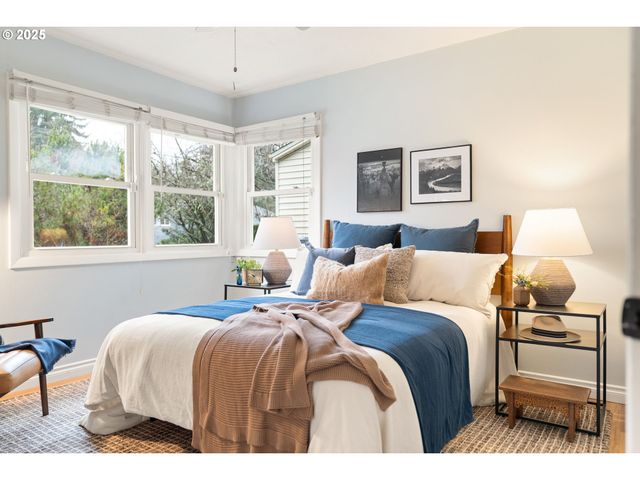 2834 Se 78TH Ave, Portland, OR 97206