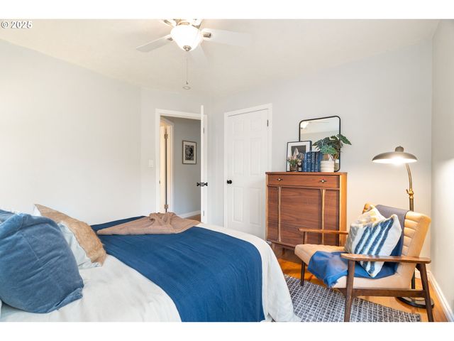 2834 Se 78TH Ave, Portland, OR 97206