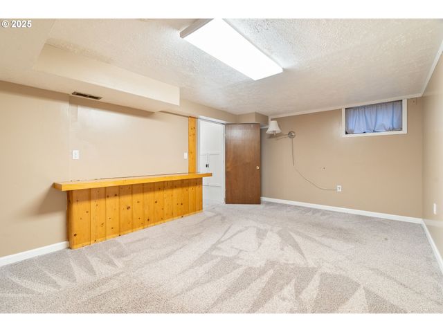 2834 Se 78TH Ave, Portland, OR 97206