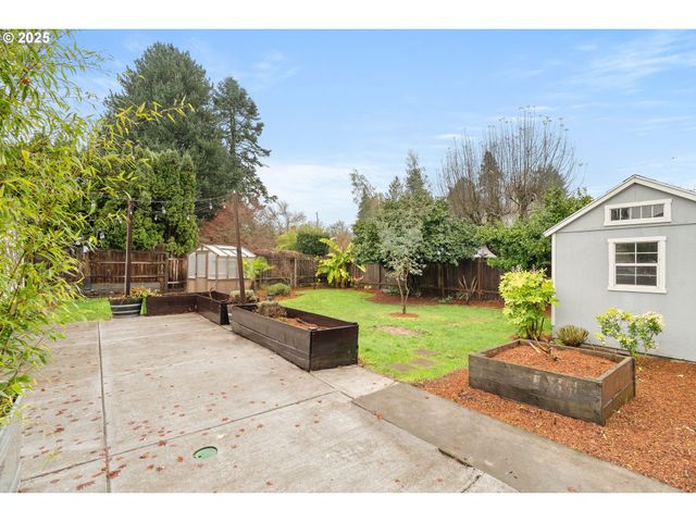 2834 Se 78TH Ave, Portland, OR 97206