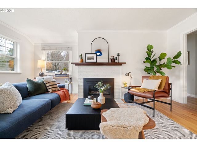 2834 Se 78TH Ave, Portland, OR 97206