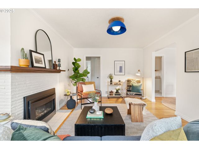 2834 Se 78TH Ave, Portland, OR 97206