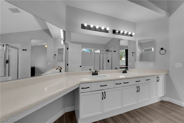 7729 White Grass Avenue, Las Vegas, NV 89131