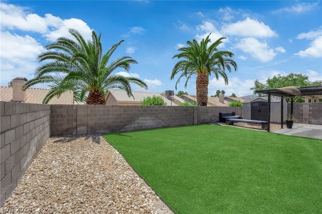 7729 White Grass Avenue, Las Vegas, NV 89131