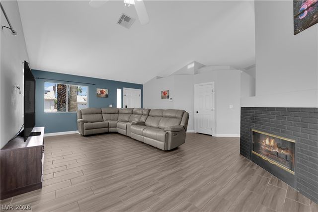 7729 White Grass Avenue, Las Vegas, NV 89131