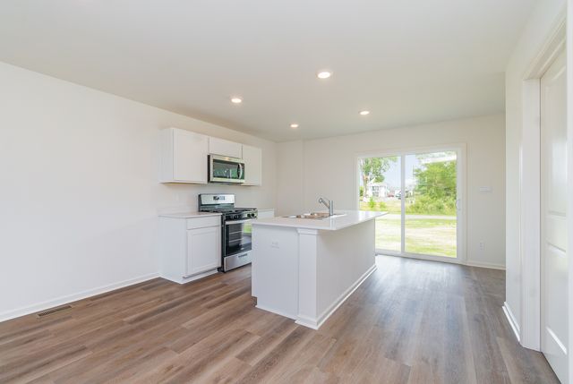 516 Adirondack Court, Joliet, IL 60436