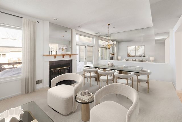 74 Hammond Place 74, Woburn, MA 01801