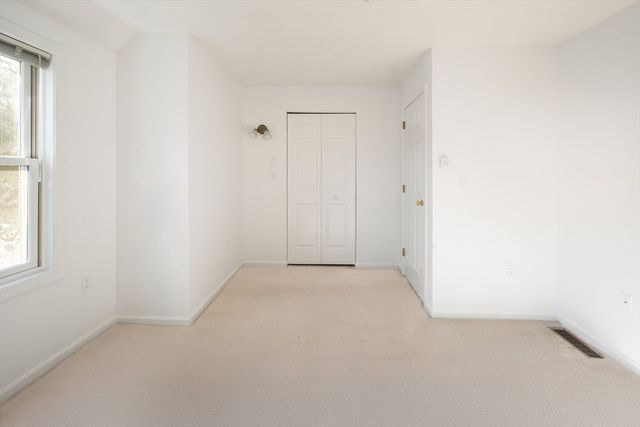 74 Hammond Place 74, Woburn, MA 01801