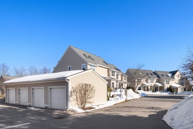 74 Hammond Place 74, Woburn, MA 01801