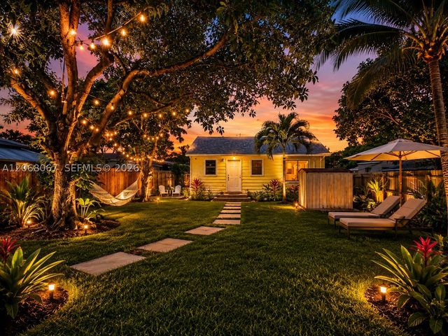 2330 Scott St, Hollywood, FL 33020