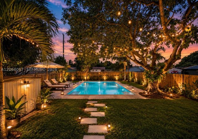 2330 Scott St, Hollywood, FL 33020