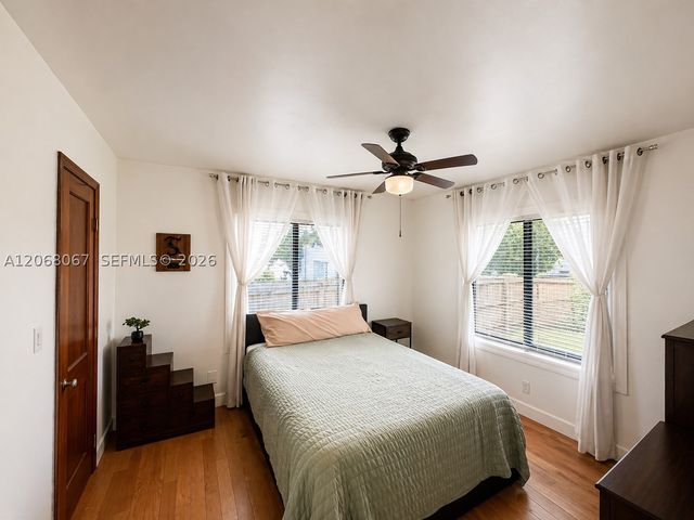 2330 Scott St, Hollywood, FL 33020