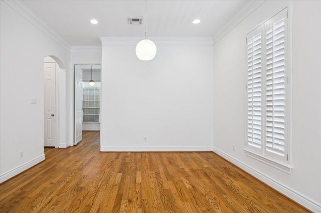 3234 Pemberton Circle Drive, Houston, TX 77025