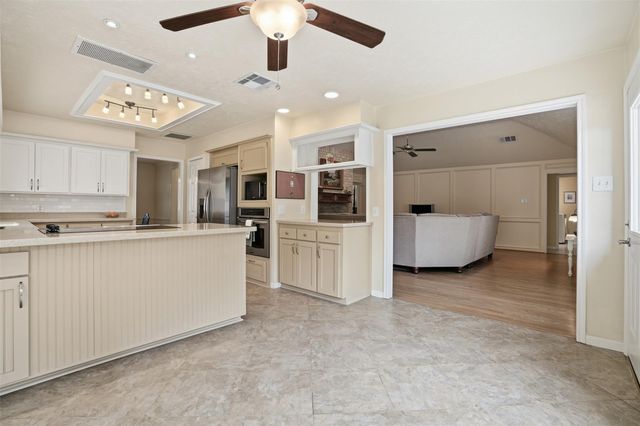 15810 Echo Lodge Drive, Houston, TX 77095