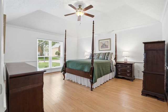 15810 Echo Lodge Drive, Houston, TX 77095