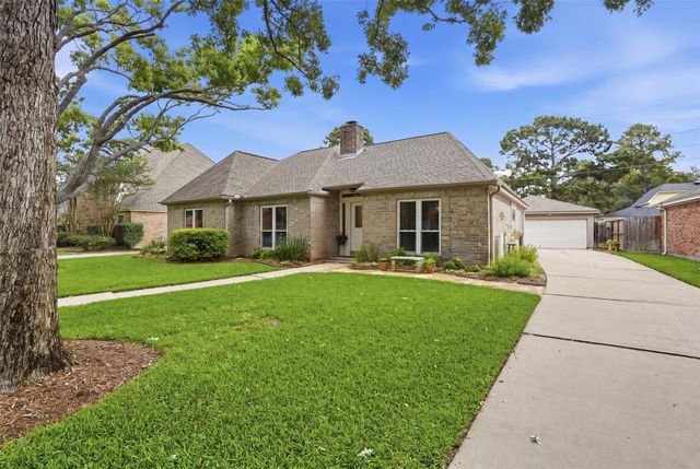 15810 Echo Lodge Drive, Houston, TX 77095